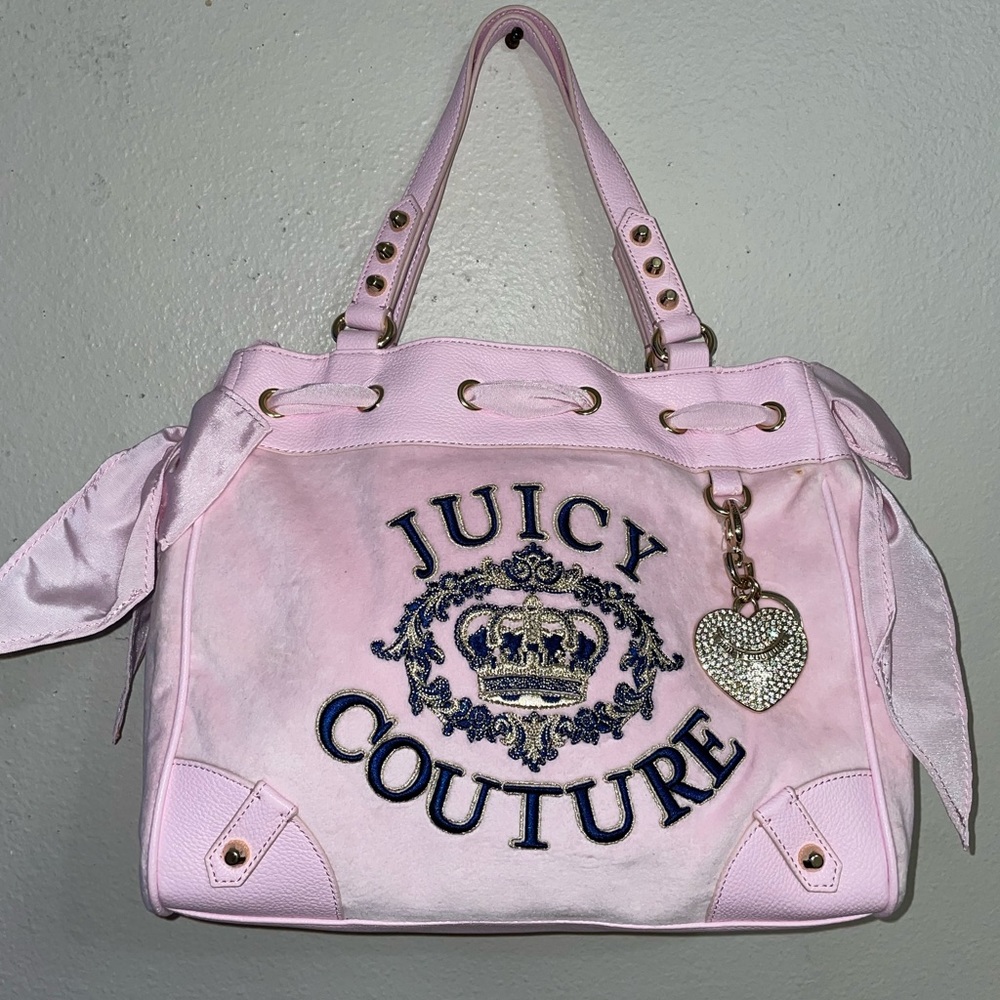 SUPER RARE Baby pink Juicy Couture daydreamer bag/purse NWT